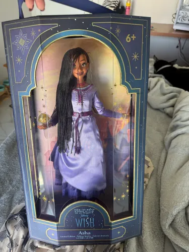 Disney Asha limitada