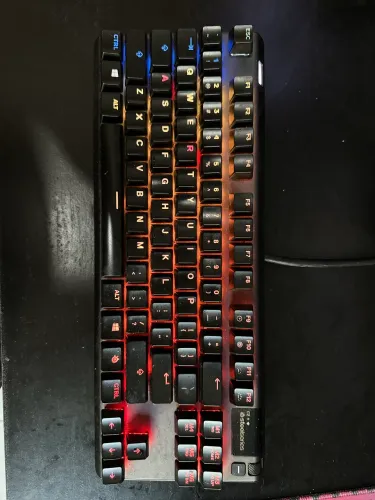 VENDO TECLADO APEX PRO TKL