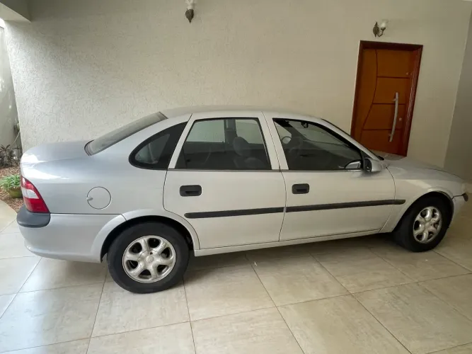 Chevrolet Vectra GLS/expres.2.2/ 2.0 E 2.0 CD 8V 1999