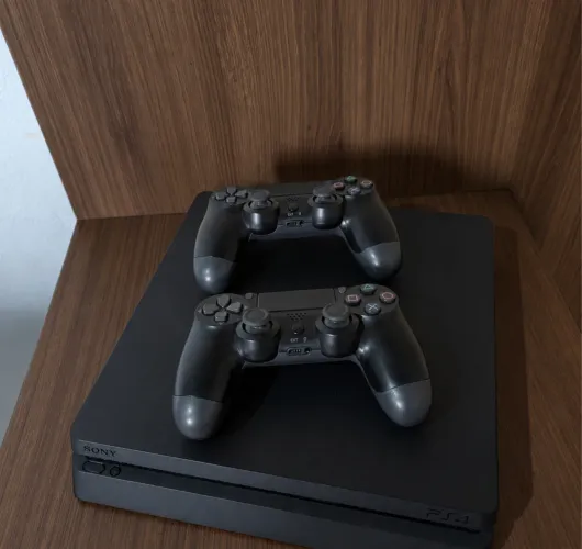 PS4 | CONSERVADÍSSIMO! | 3 manetes 