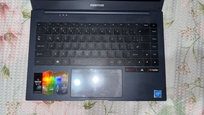 Notebook Positivo Motion