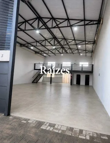 Galpão Industrial para Venda em Uberlândia no Bairro Novo Mundo