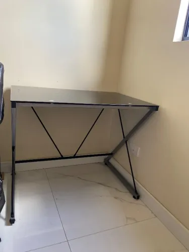 Escrivaninha de vidro