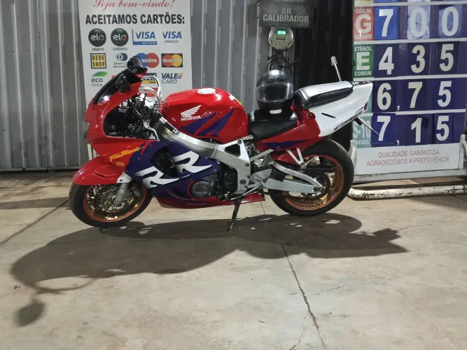 HONDA CBR FIREBLADE 900 RR