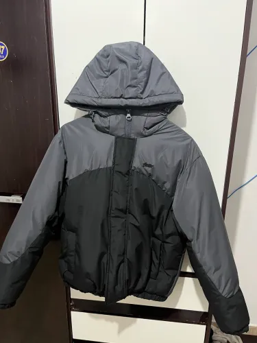 Jaqueta pull bear importada, semi nova