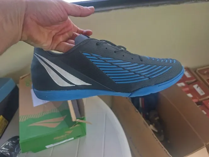 Tênis de Futsal Penalty tamanho 44
