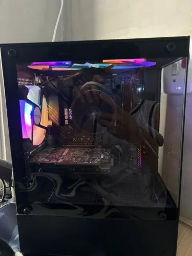 PC Gamer praticamente novo
