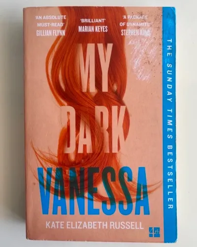 Livro My Dark Vanessa (Minha Sombria Vanessa) de Kate Elizabeth Russell 40,00