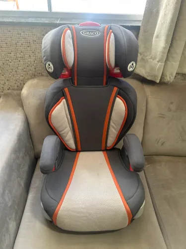 Cadeirinha infantil