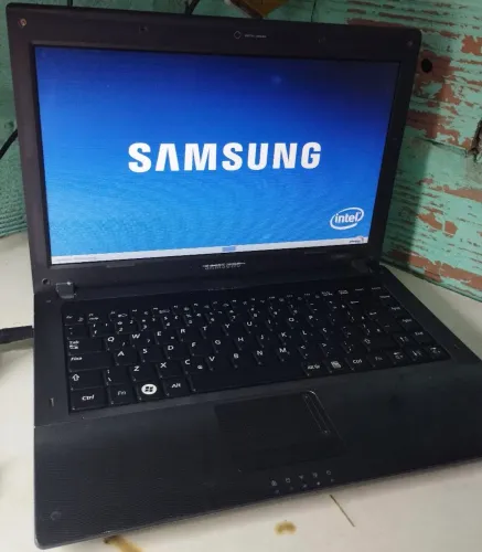 Notebook Samsung ligando sem HD para conserto ou retirada de peças