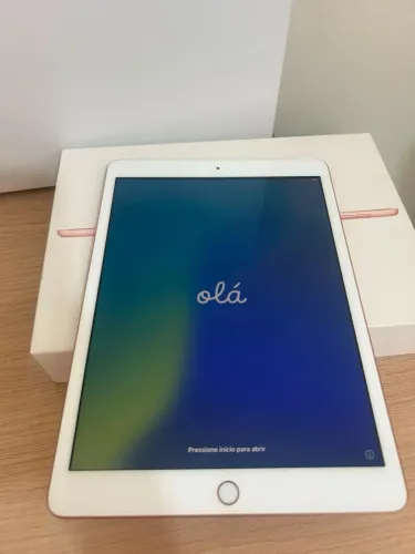 VENDO iPad 7ª Geração 128GB Wi-Fi - Cor Gold (Dourado)