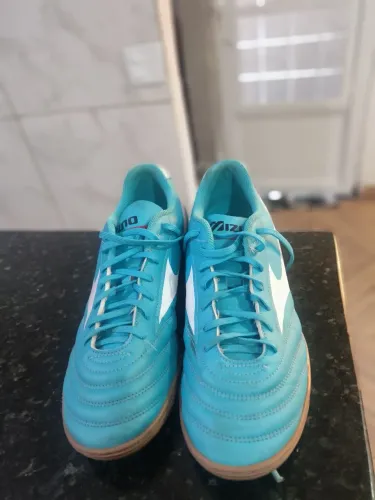 Chuteira de futsal mizuno azul