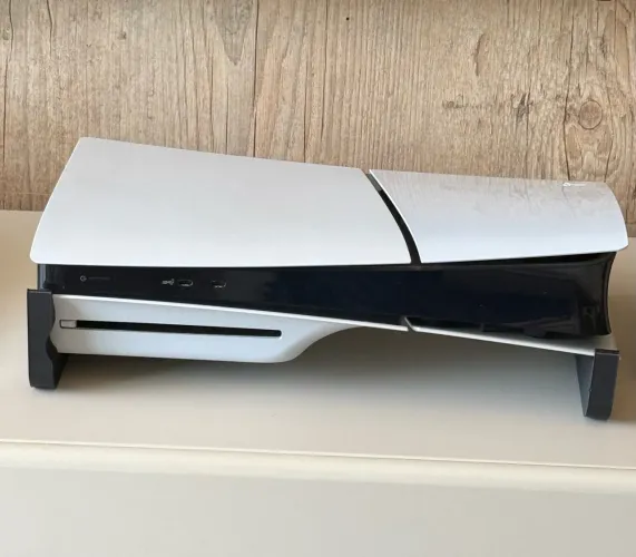 PS5 Slim Mídia Física + 2 Controles