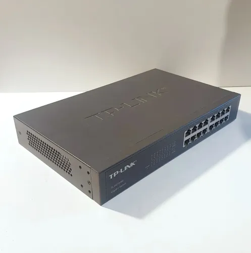 Switch Gigabit de 16 portas_TL-SG1016D