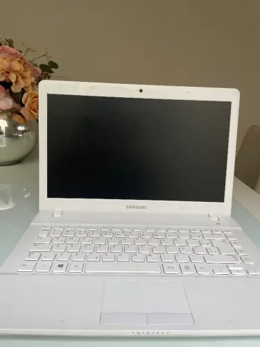 Notebook Samsung ATIV Book 2 (NP270E) - aceito negociação