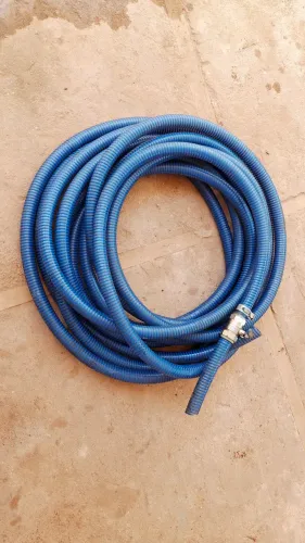 Vende-se 20 metros de mangueira semi nova