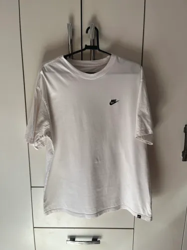 camisa nike club