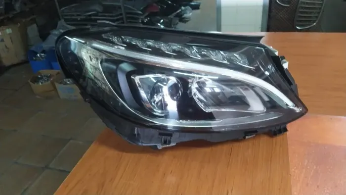 Farol Mercedes C180 C200 C250 C300 2015 2016 2017 sem reatores
