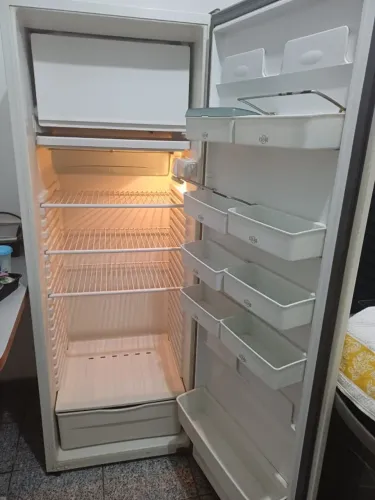 Geladeira Brastemp Clean antiga - Usada