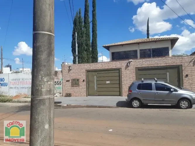 Lindo Sobrado a venda no bairro Santa Maria de Nazaré em Anápolis Goiás.