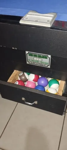 Vendo mesa de sinuca.