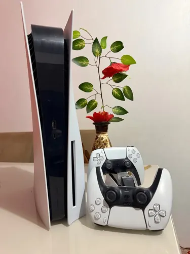 PS5 FAT MÍDIA FÍSICA 2 CONTROLES 3599,99