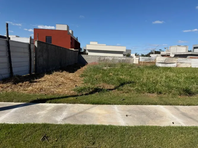 Lote a venda 312 m2 Parqville Jacaranda com 312 m2 -oportunidade