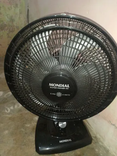 Um ventilador Mundial
