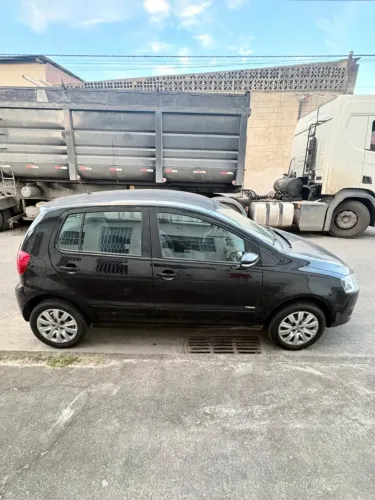 Volkswagen Fox 1.6 MI I Motion Total Flex 8V 5P 2013