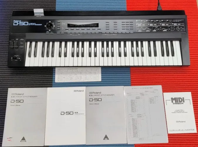 Roland D-50 Original - Único Dono | Excelente Estado | Com Cartão e Manuais