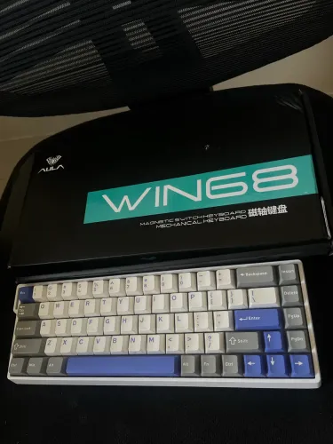 TECLADO MAGNÉTICO WIN68HE MAX