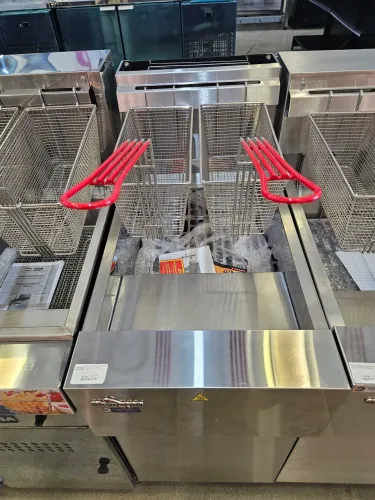fritadeira industrial a gás 20 litros 90000 btus nova