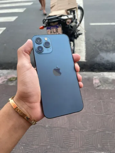 iPhone 12 Pro Max 256gb todo original pegando tudo 