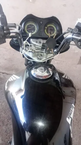 Vende se ou troca por moto Fazer