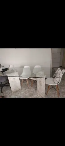 1,600 AS BASES DE MÁRMORE E O VIDRO
