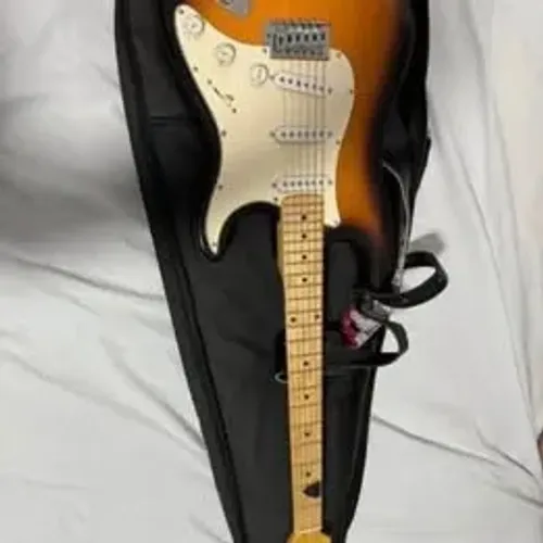 Guitarra Michael Stratocaster