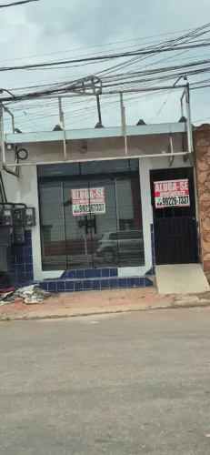 ALUGA-SE APARTAMENTO