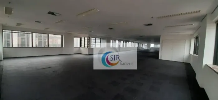 ala comercial de 498 m² com 16 vagas de garagem, 12 banheiros, 1 copa, piso elevado e ar c