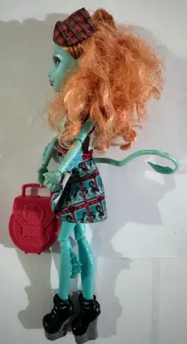 Lorna Mcnessie Monster High 