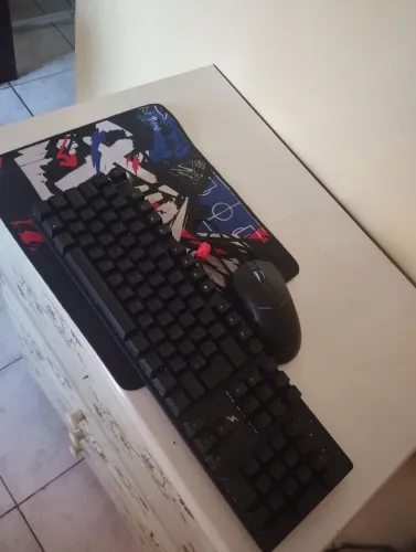 Vendo Mouse e Teclado Gamer