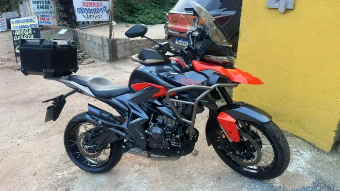 Vendo moto zontes T350X adv. 2025/26