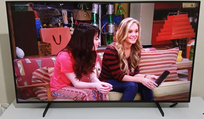 TV Samsung 50" Cristal UHD DU7700