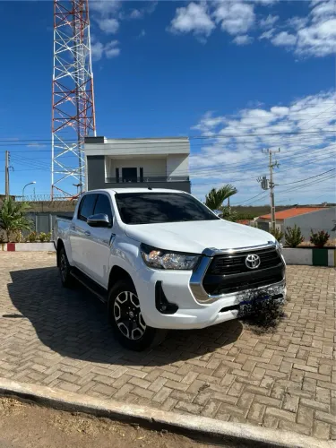 Toyota Hilux CD SRV 4X4 2.8 TDI Diesel Aut. 2022