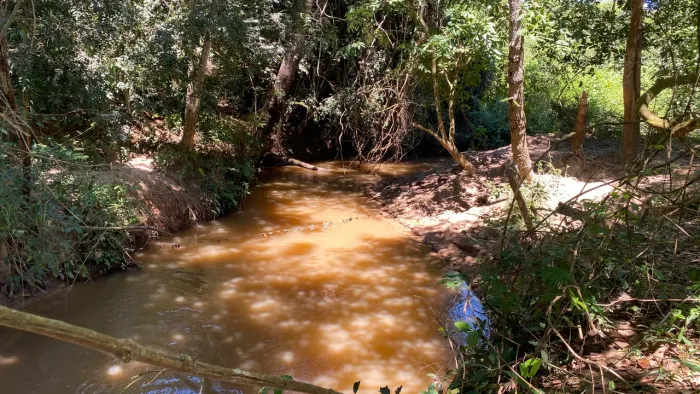 Chácara de 2.100mt em Cristianopolis com córrego no fundo!