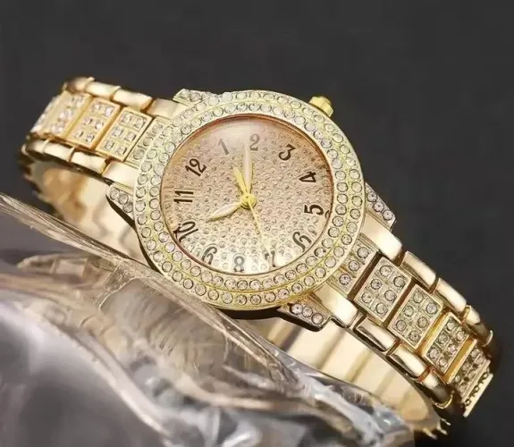 Relógio feminino em quatzo strass