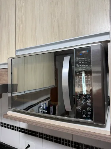Microondas Electrolux 31L
