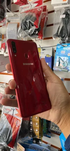 Samsung A20s