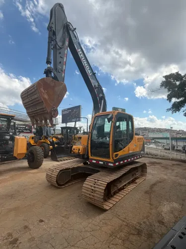 Escavadeira 14t R140 HYUNDAI 2019
