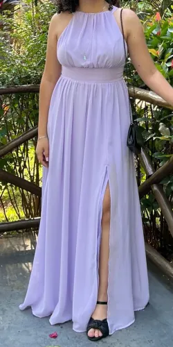Vestido Lilás de Festa Semi Novo com Fenda Lido