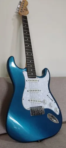 GUITARRA luthier corpo fender